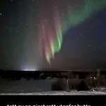 Moderne I Idylliske Omgivelser