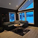 Moderne I Idylliske Omgivelser * Mieronnjavvi