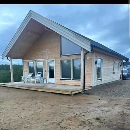 Moderne I Idylliske Omgivelser *